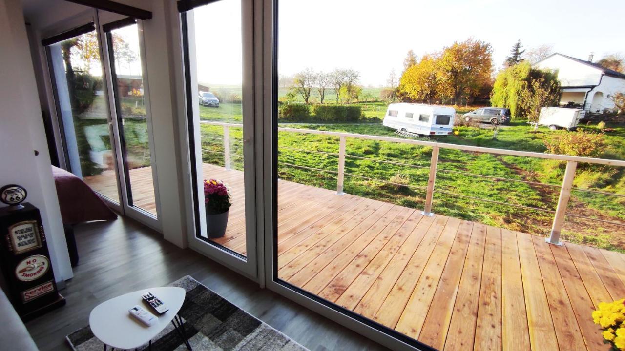 Ranch 66 - Moderni Tiny House Black Swallow Ve Stylu Route 66 Se Saunou A Bazenem Tršice Buitenkant foto